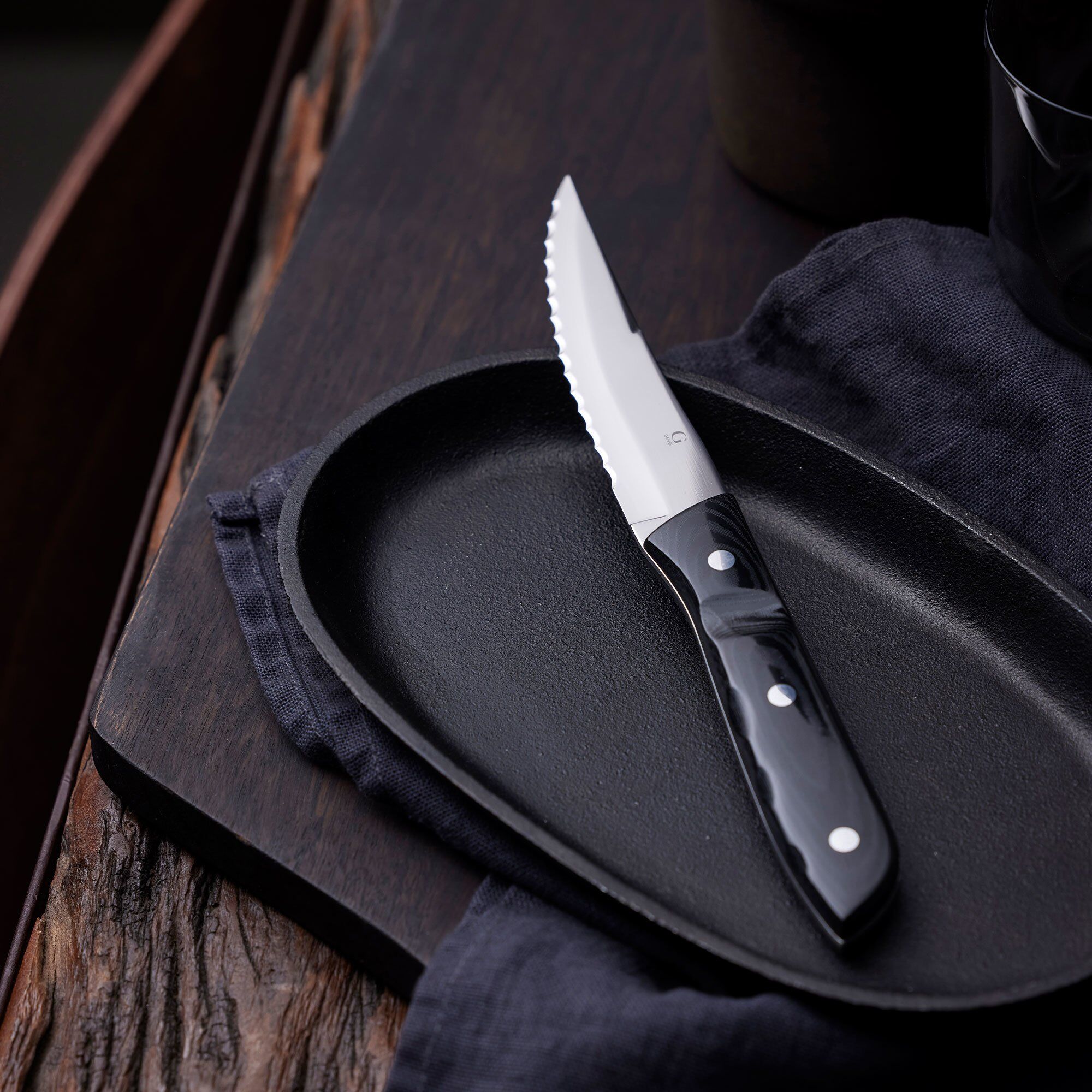 Old Farmer Micarta Steakkniv Dele Sort Stål