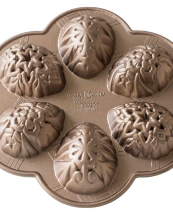 Ornamental Egg Bageform