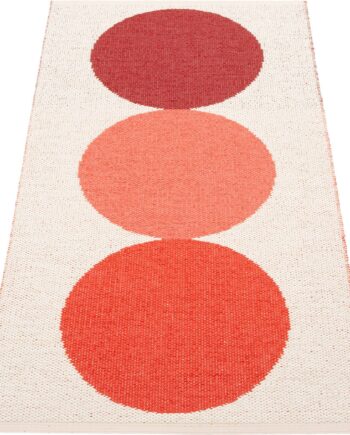 Otto Plasttæppe 70   140 Cm  Berry
